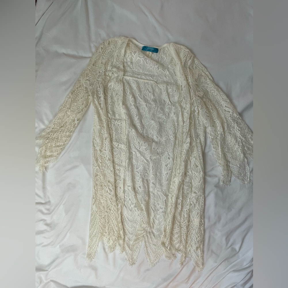 Francesca’s Cream Lace Cardigan